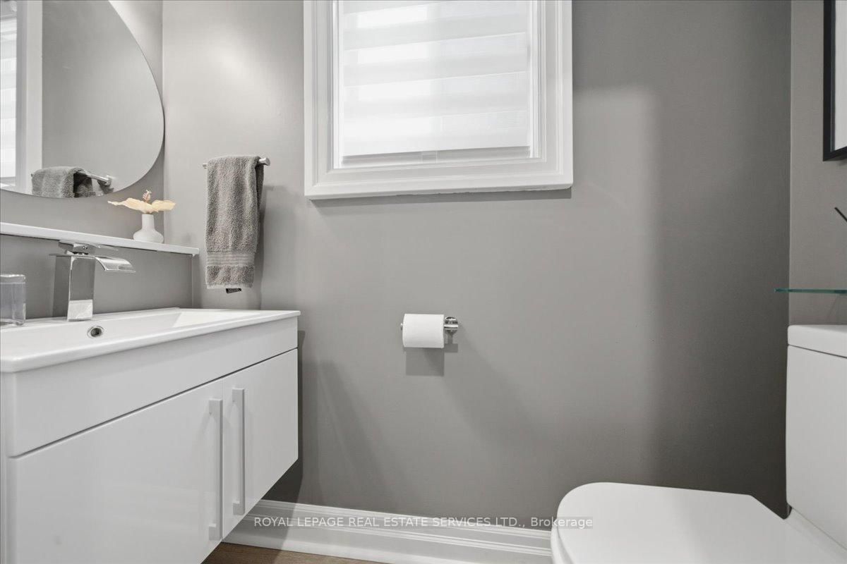 2268 Vista Oak Road • Oakville, ON photo 13