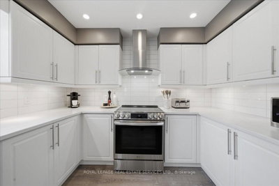 2268 Vista Oak Road • Oakville, ON photo 8