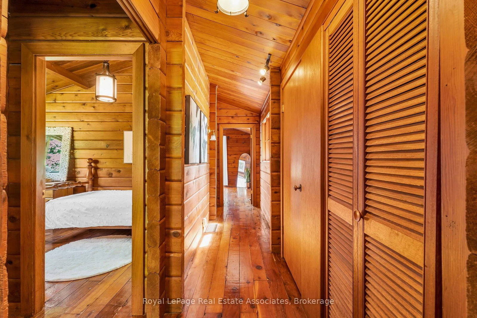 19 Confederation Street • Halton Hills, ON photo 21