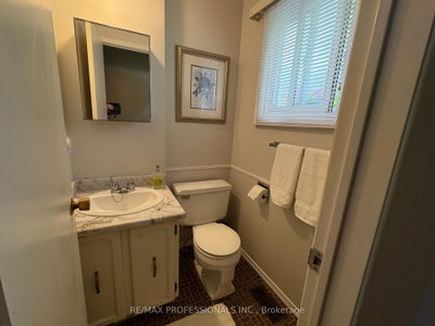 3345 Silverado Mississauga,ON L5A 3Y8 — Photo 12