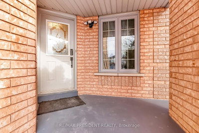 7031 Graydon Court — photo 5