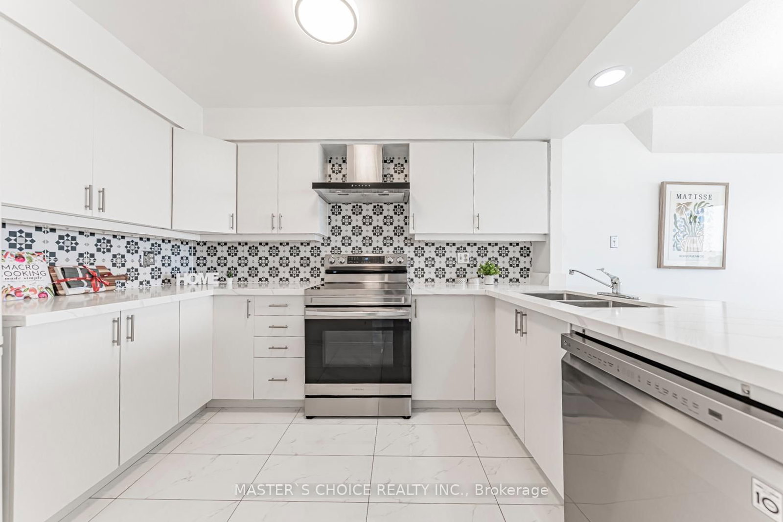 50 W Eglinton Avenue • #1110 • Mississauga, ON photo 3