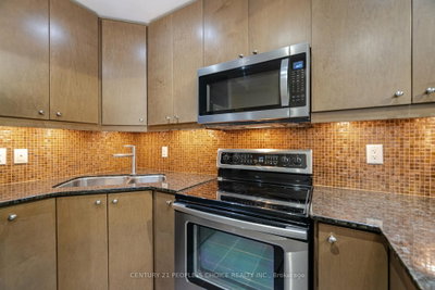 9 George Brampton,ON L6X 0T6 — Photo 9