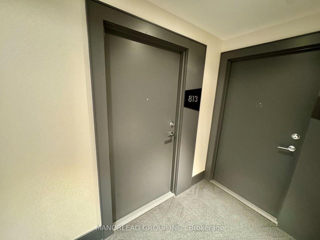 813 - 10 De Boers Drive
