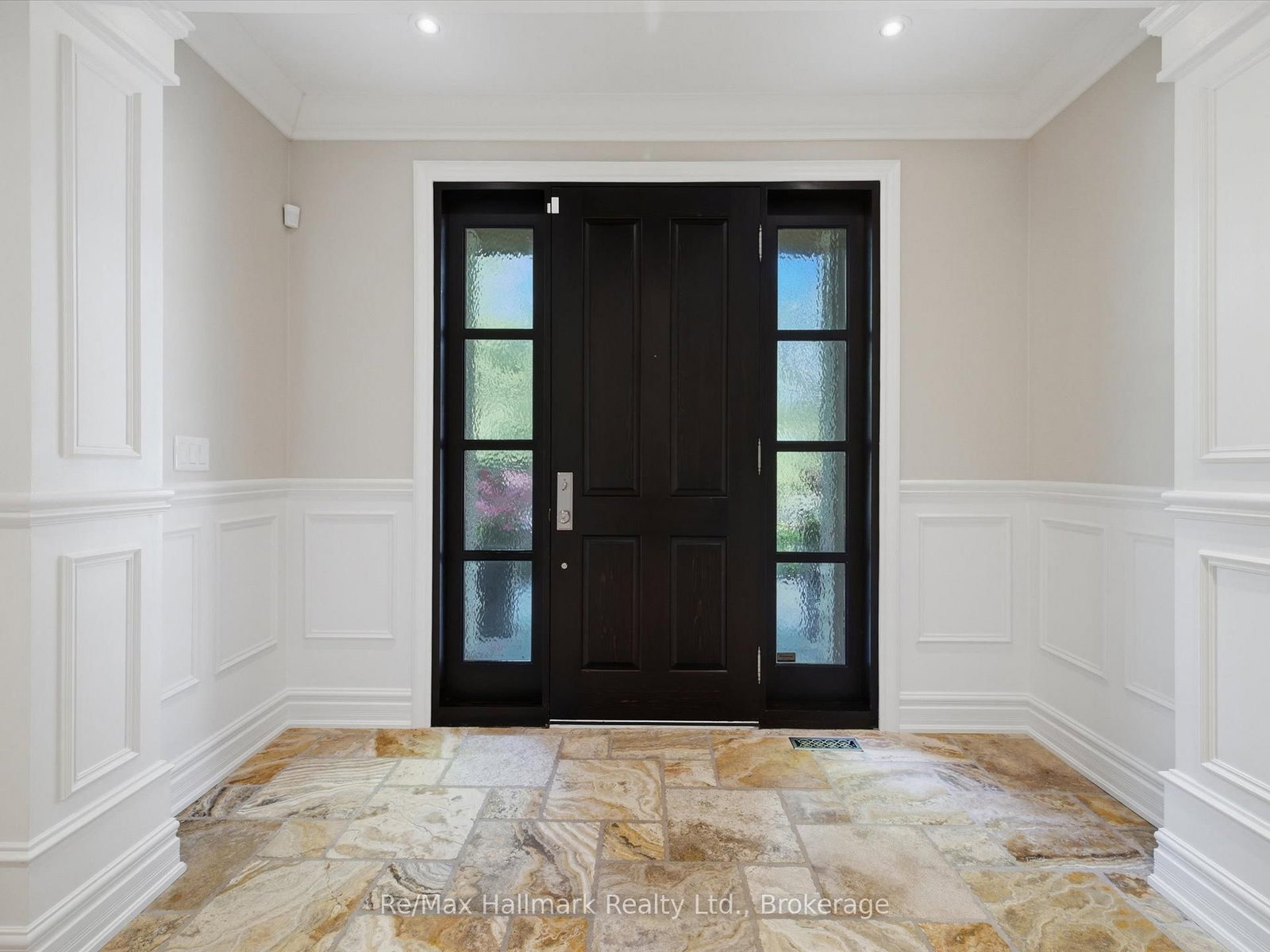 153 Cairncroft Road • Oakville, ON photo 24