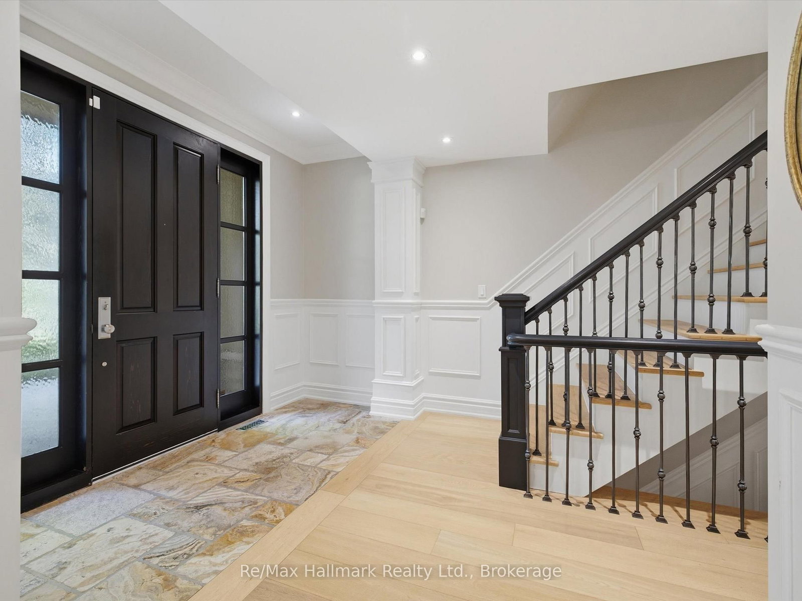 153 Cairncroft Road • Oakville, ON photo 25