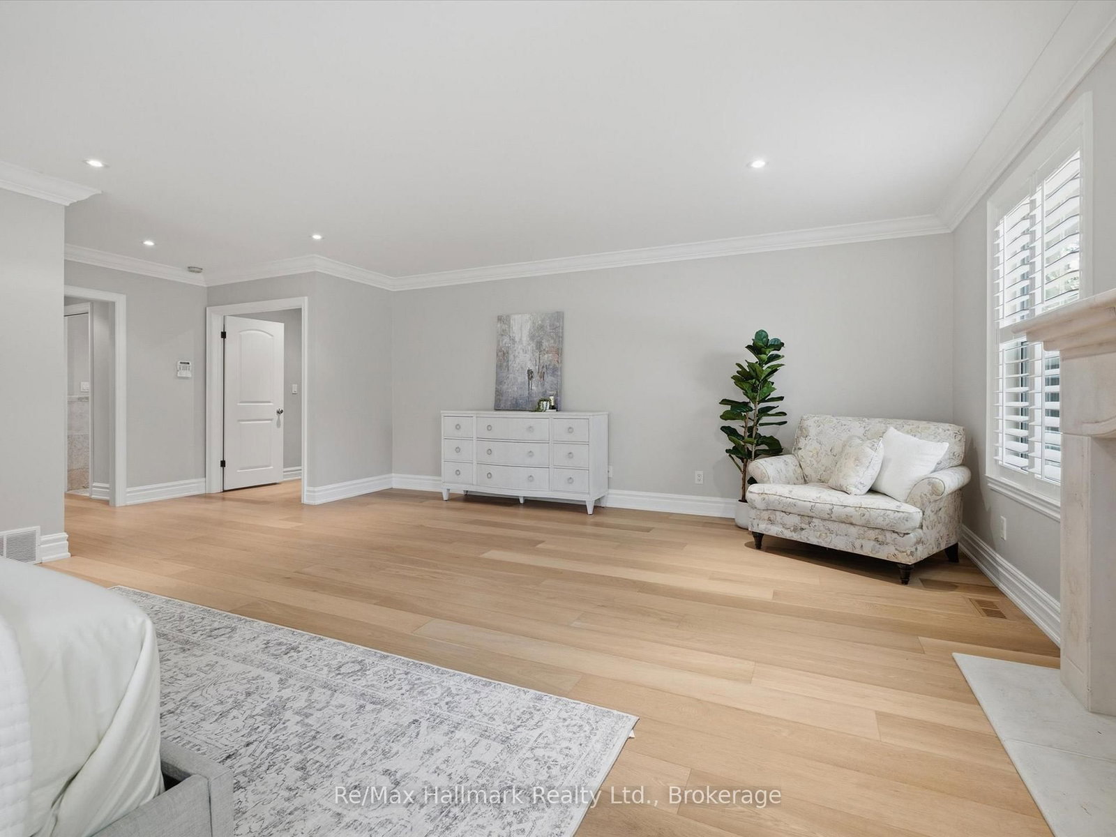 153 Cairncroft Road • Oakville, ON photo 29