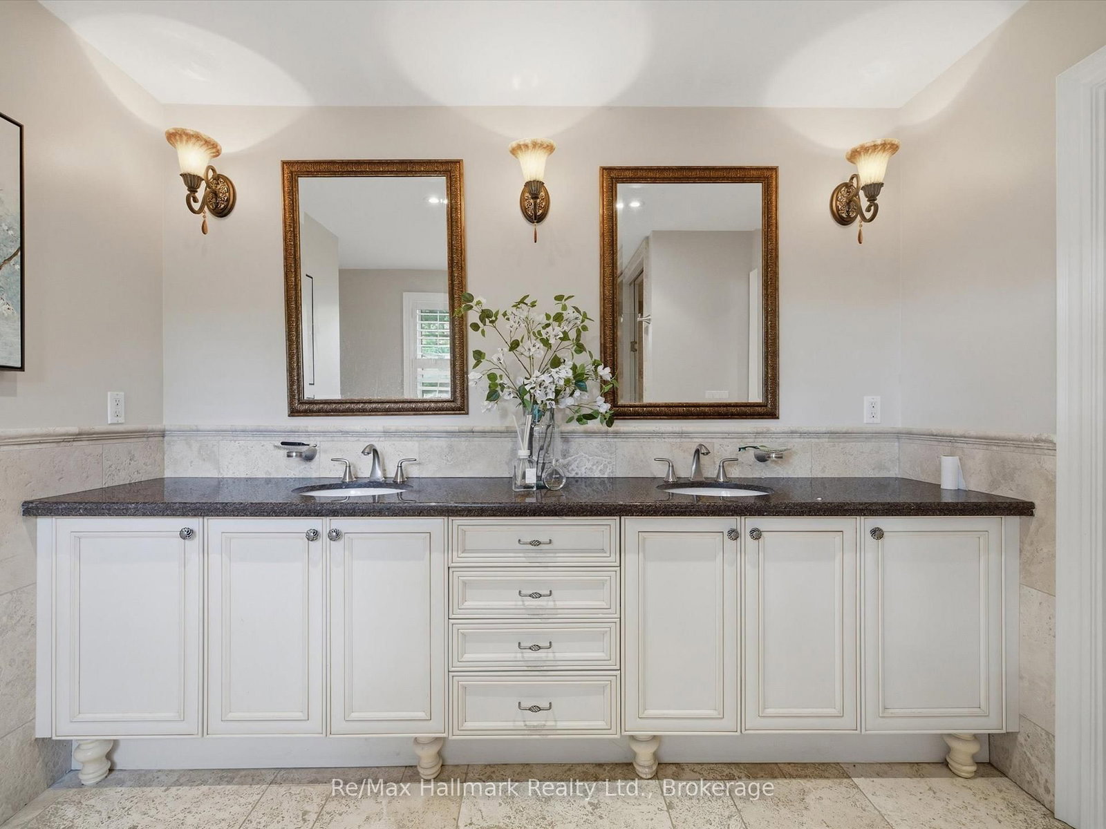 153 Cairncroft Road • Oakville, ON photo 31