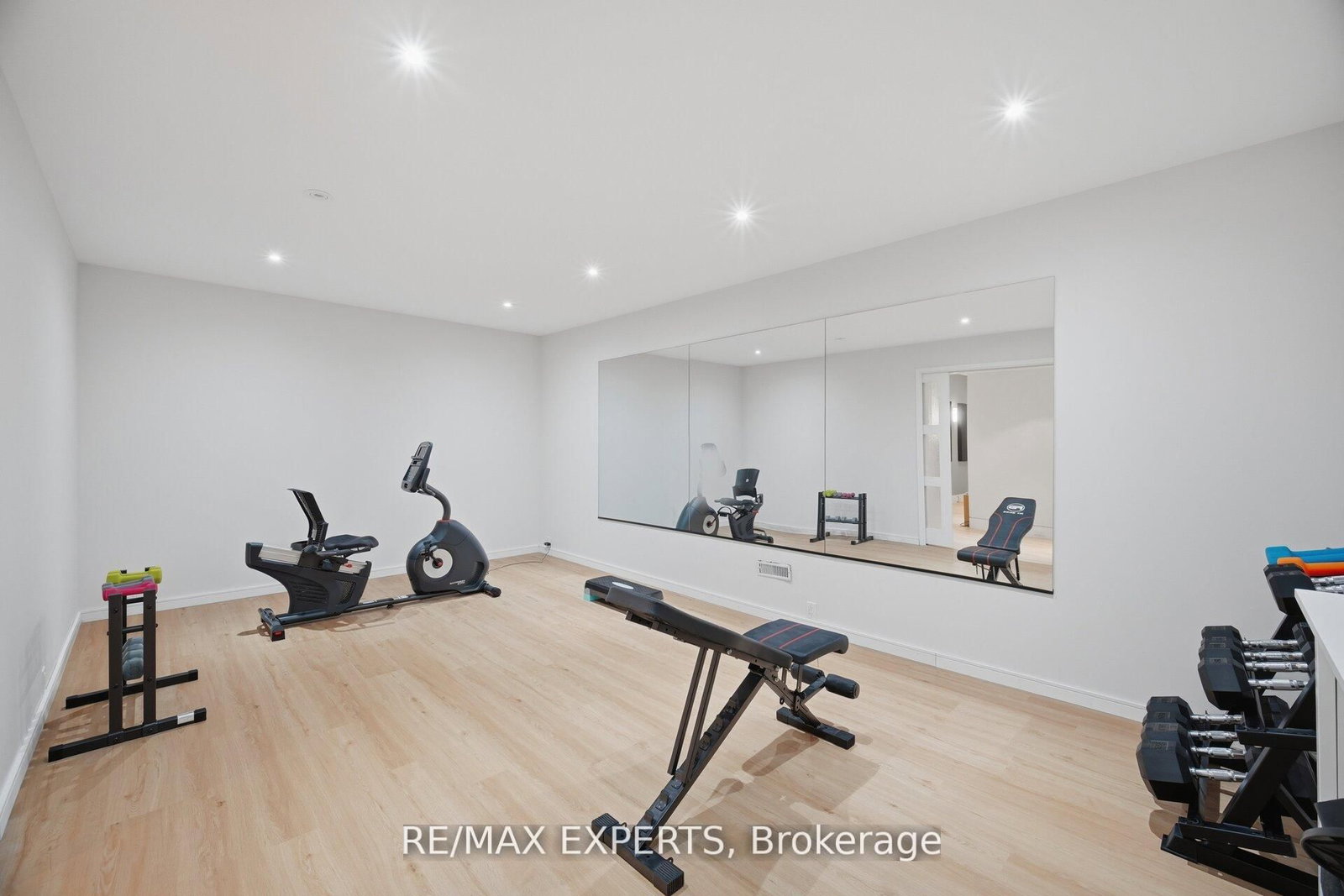 1527 Glenhill Crescent • Mississauga, ON photo 38