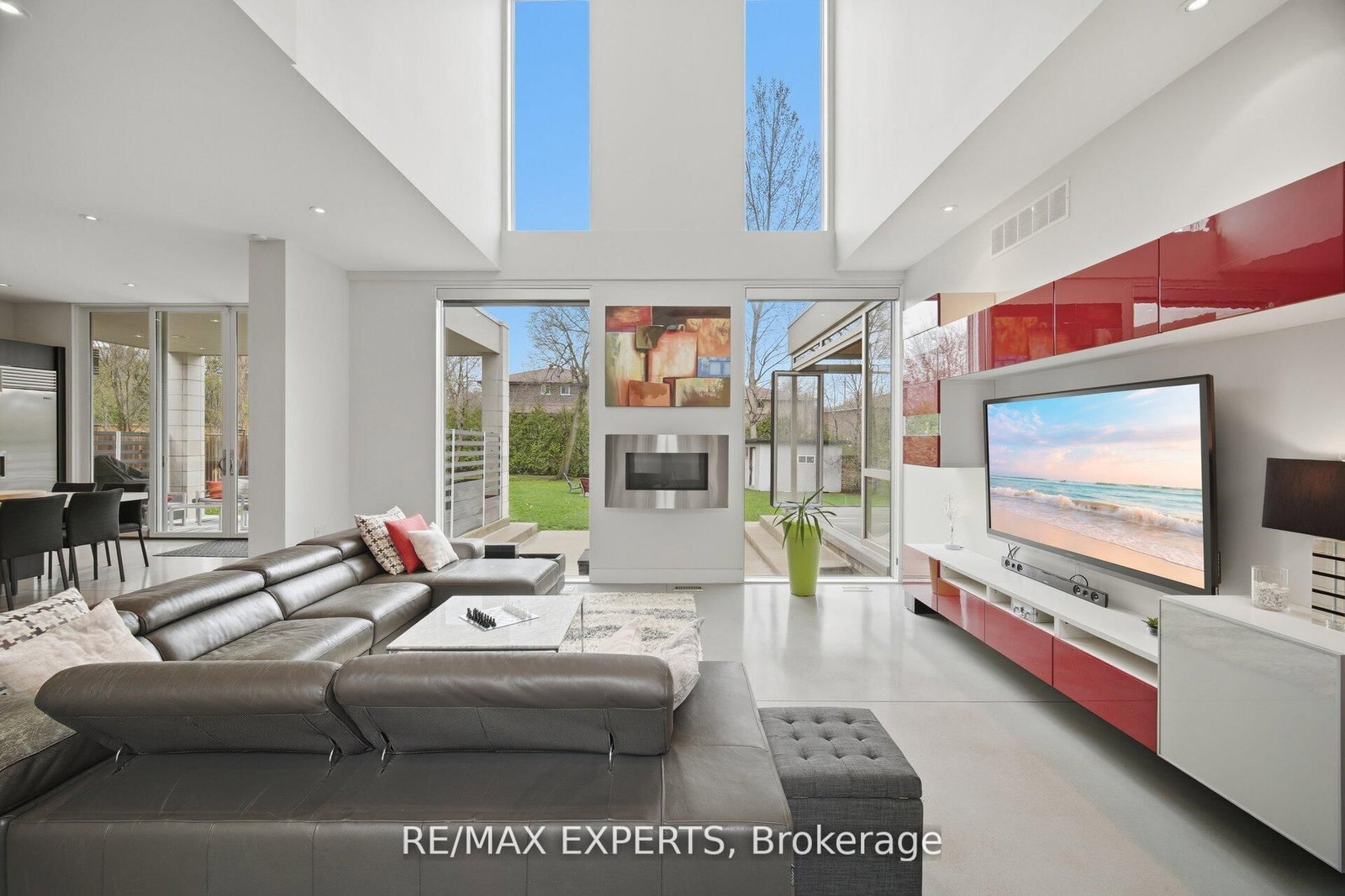 1527 Glenhill Crescent • Mississauga, ON photo 5