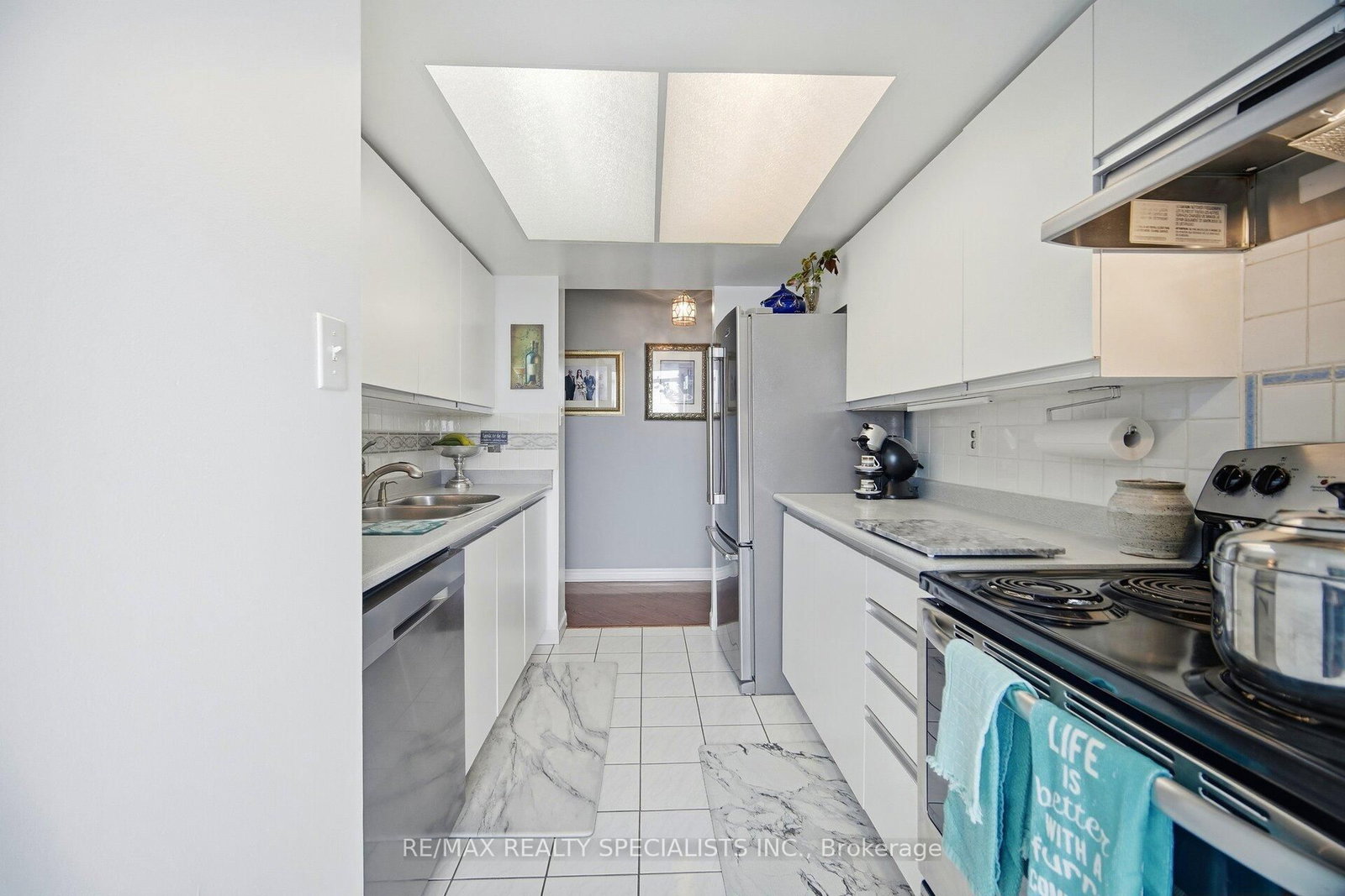 5 Rowntree Road N • #805 • Toronto, ON photo 17