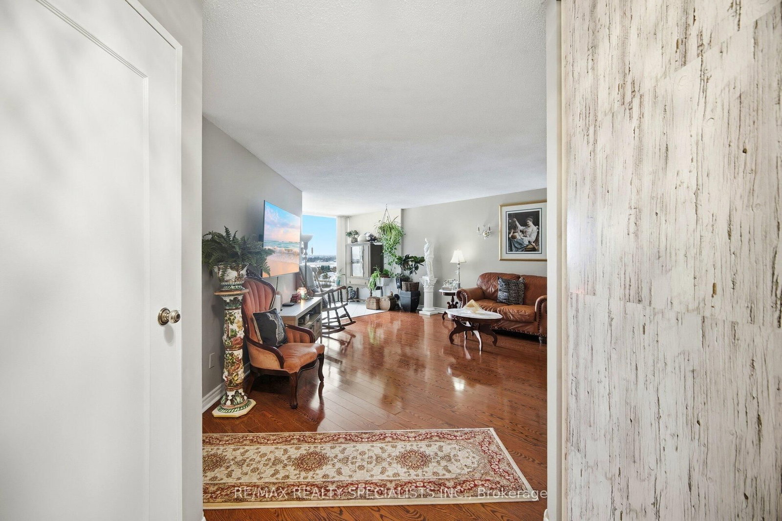 5 Rowntree Road N • #805 • Toronto, ON photo 7