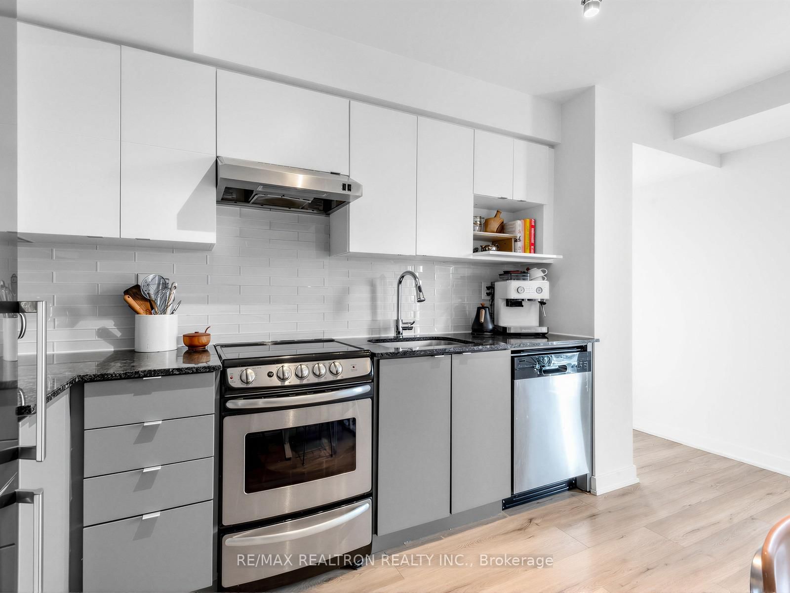 160 Flemington Road • #1005 • Toronto, ON photo 7