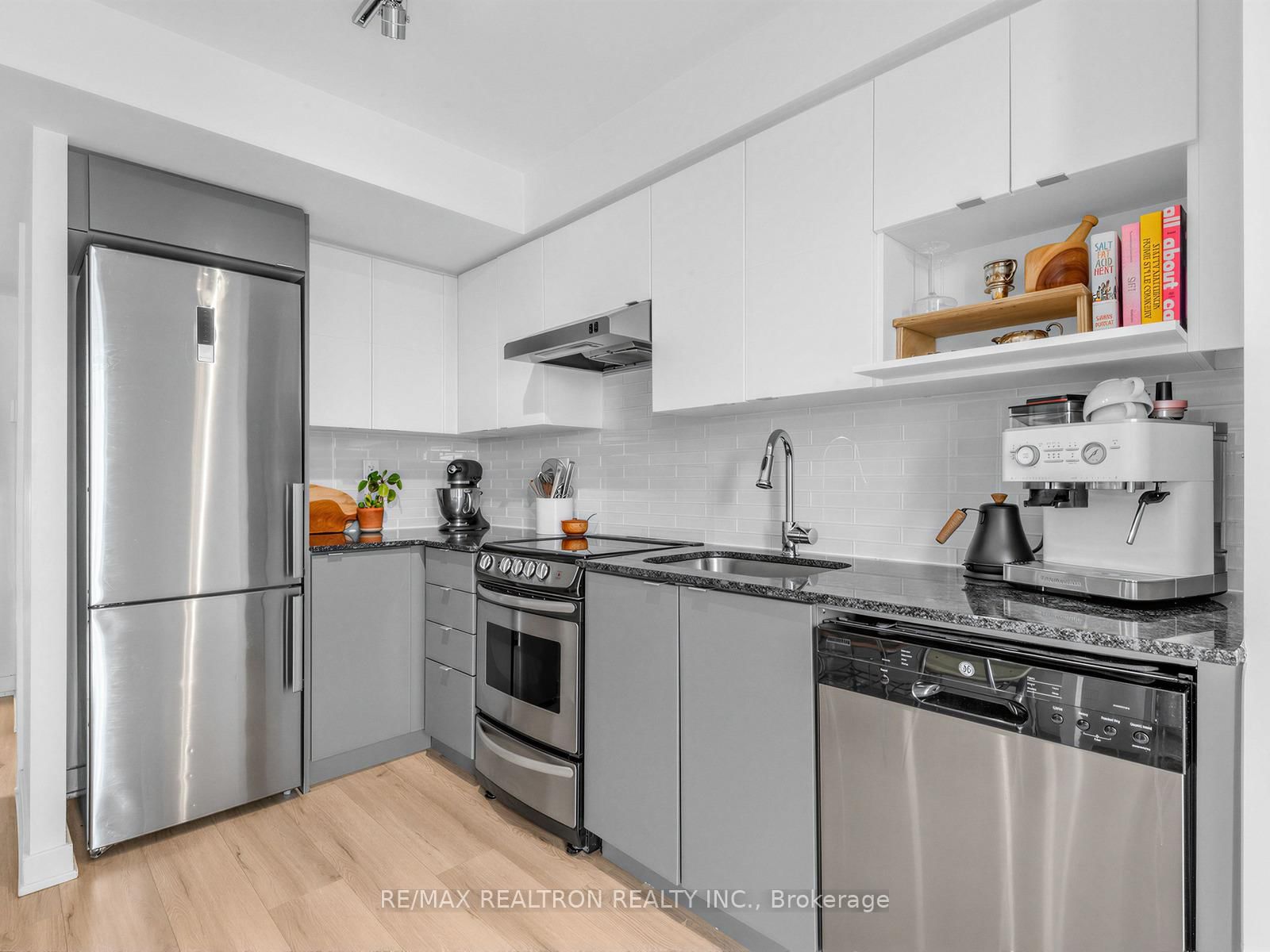160 Flemington Road • #1005 • Toronto, ON photo 8