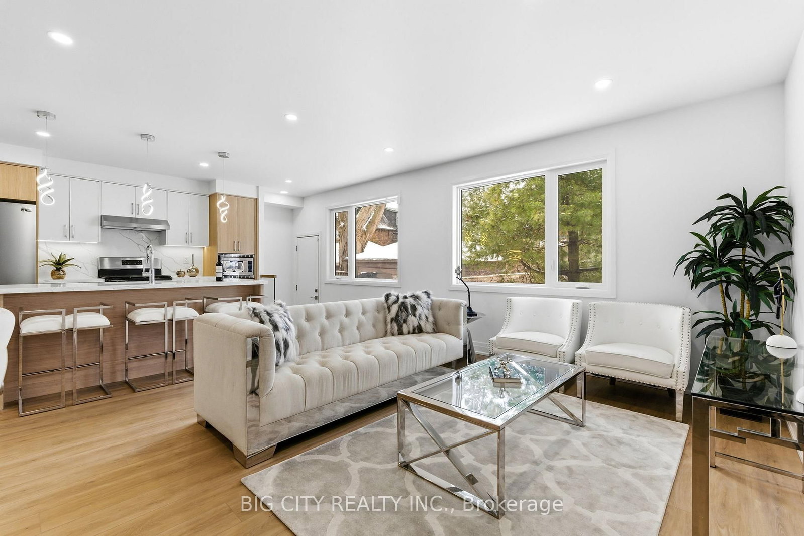 68 Westholme Avenue • #4 • Toronto, ON photo 8