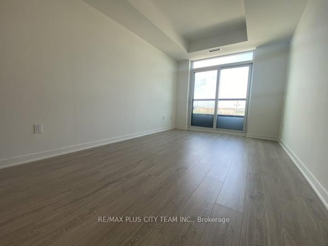 610 - 2495 Eglinton Avenue W