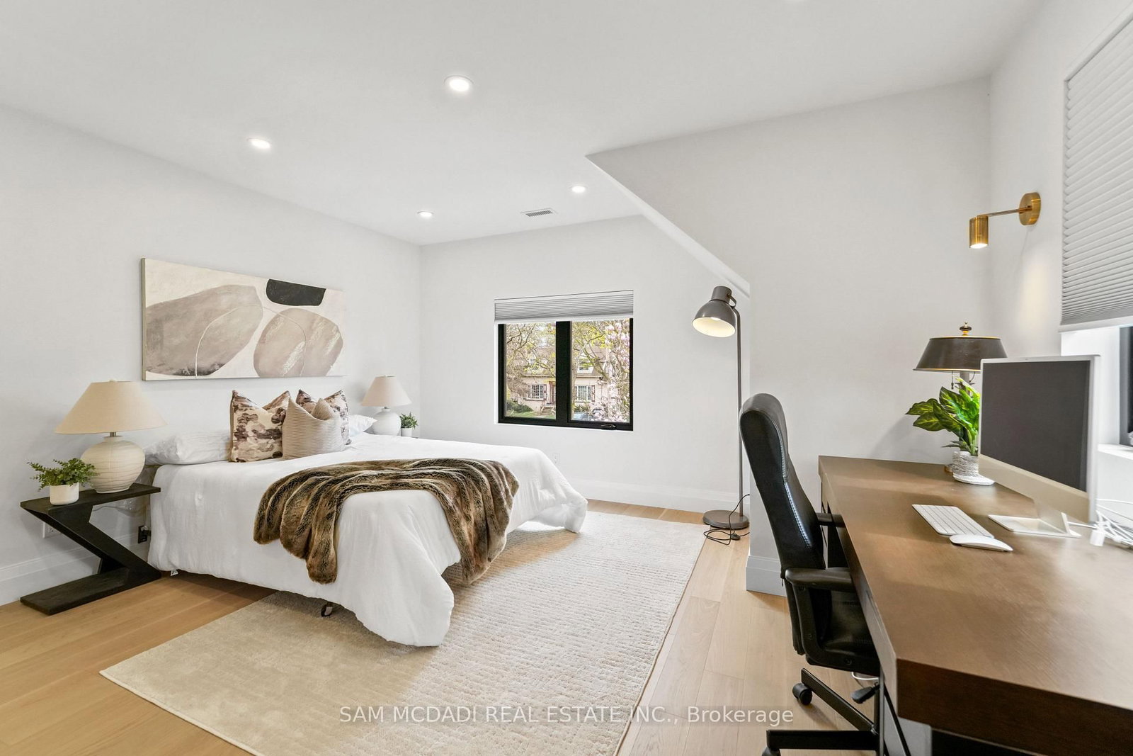 130 Lake Promenade • Toronto, ON photo 26