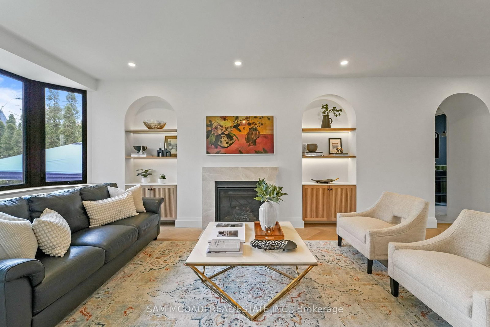 130 Lake Promenade • Toronto, ON photo 7