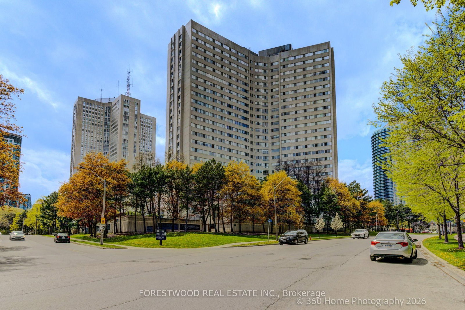 3700 Kaneff Crescent • #2202 • Mississauga, ON photo 1