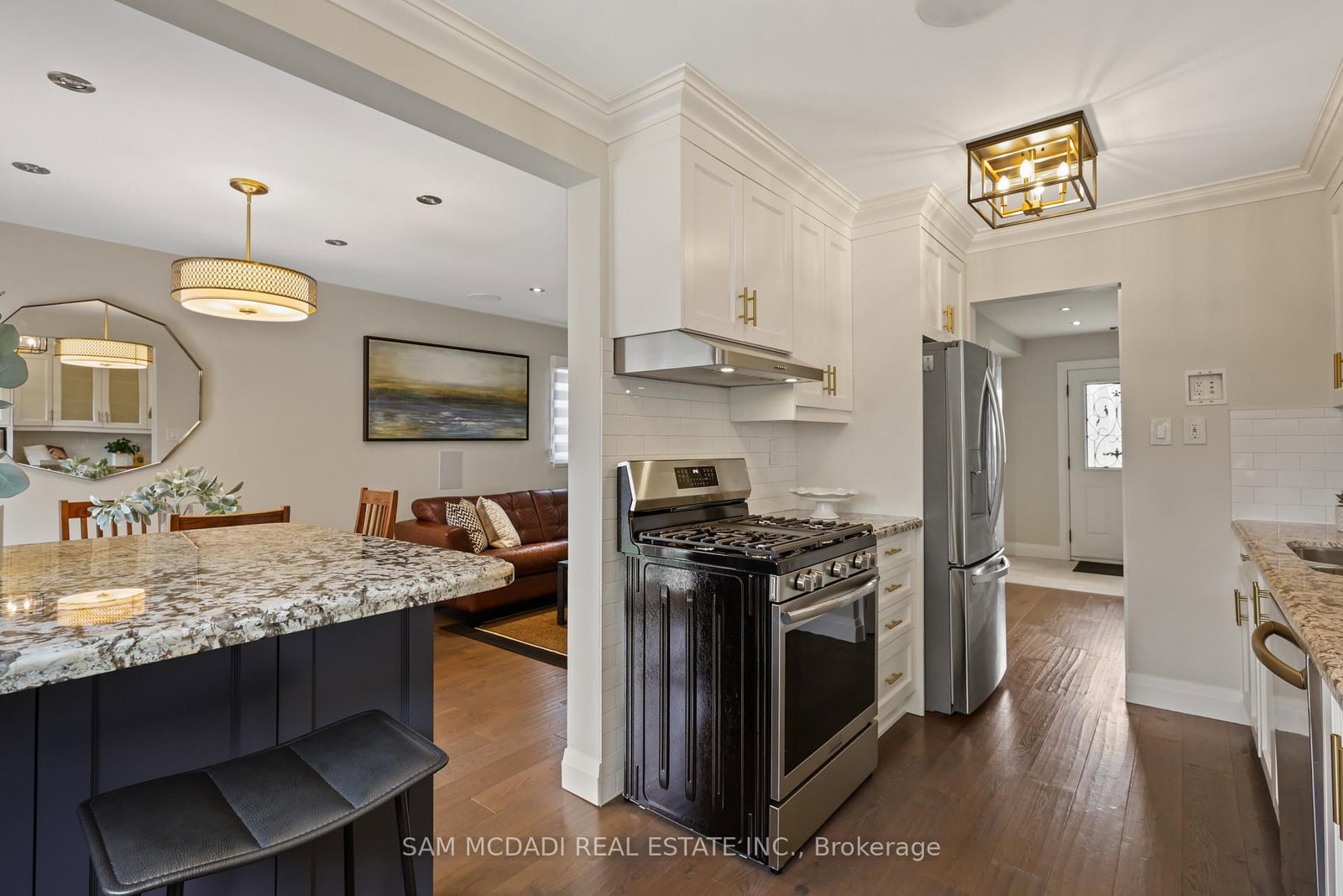 1541 Cuthbert Avenue • Mississauga, ON photo 11