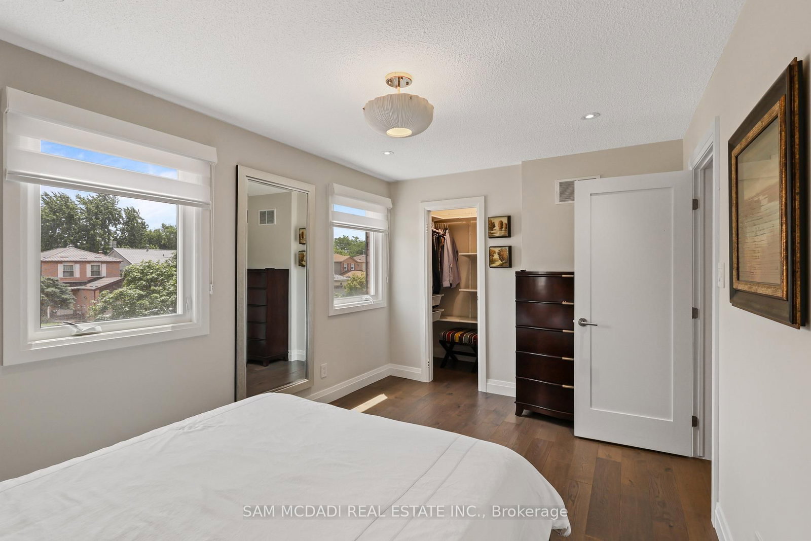 1541 Cuthbert Avenue • Mississauga, ON photo 20