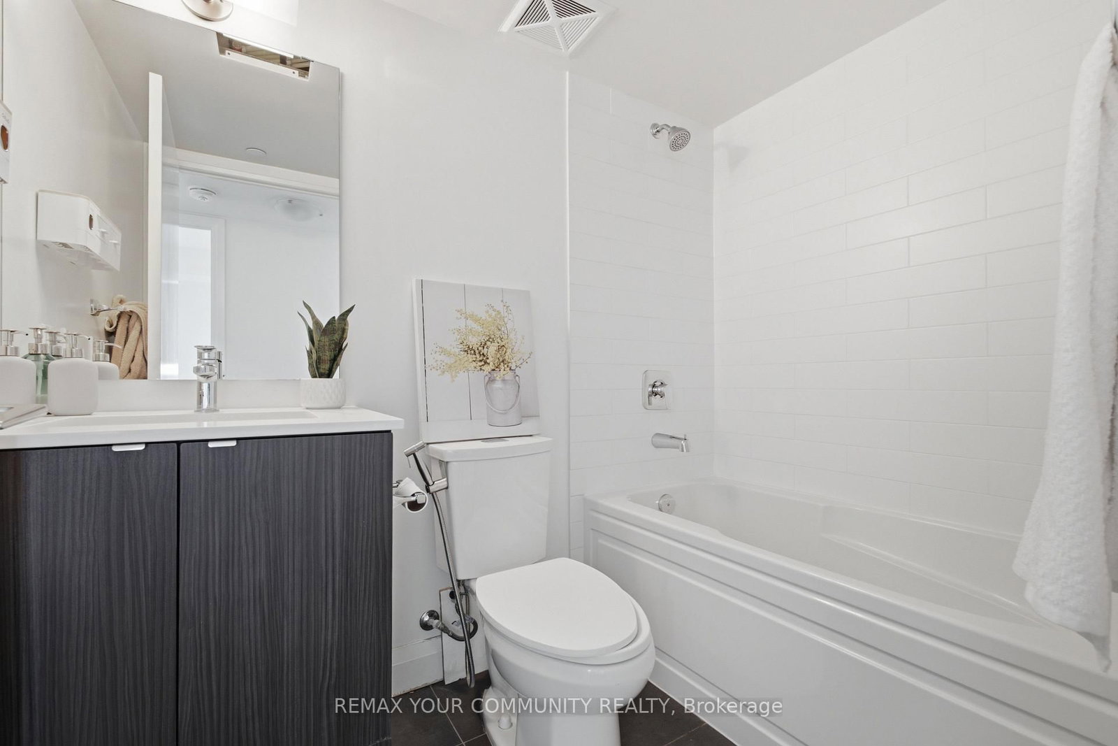 1461 Lawrence Avenue • #1504 • Toronto, ON photo 16