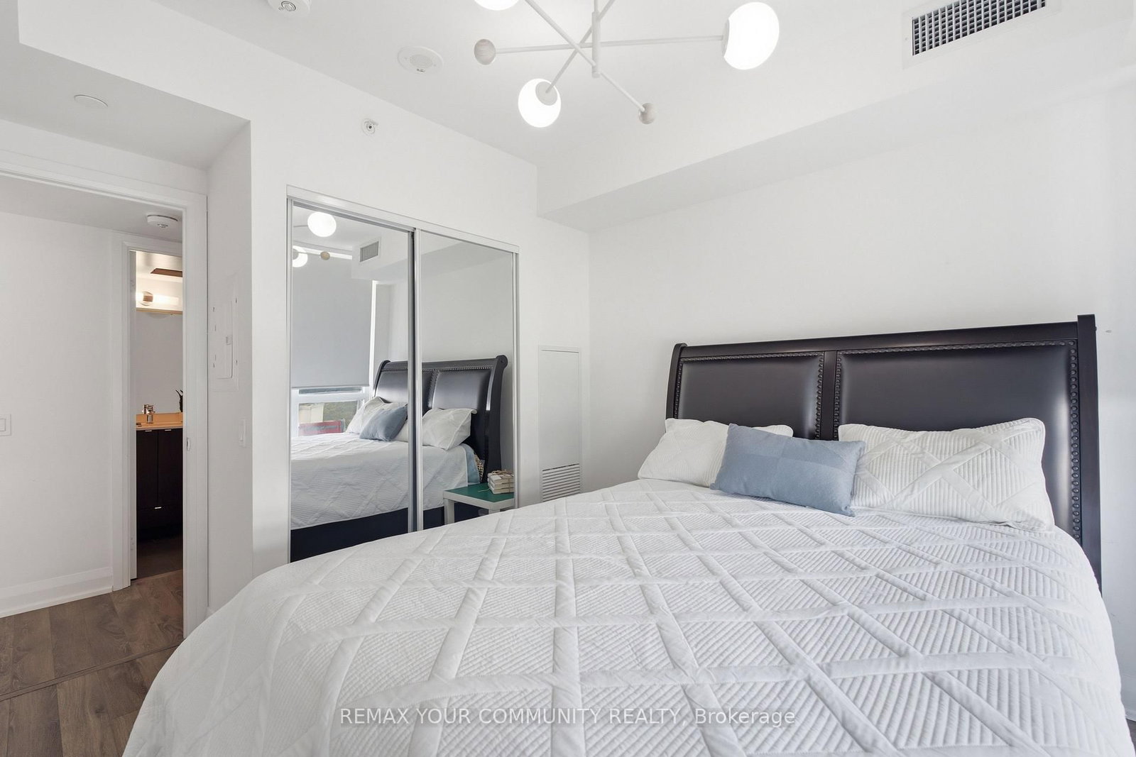 1461 Lawrence Avenue • #1504 • Toronto, ON photo 18
