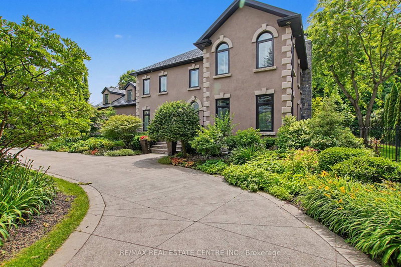 130 Crawford Crescent