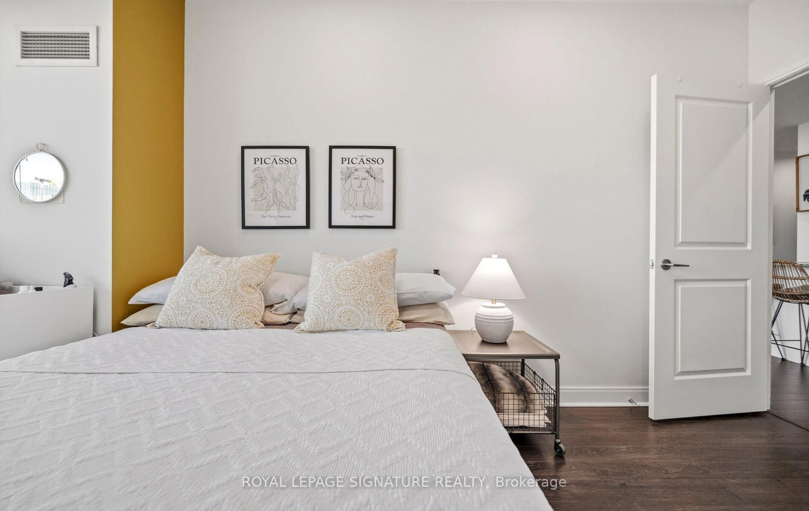 90 Absolute Avenue • #1301 • Mississauga, ON photo 14
