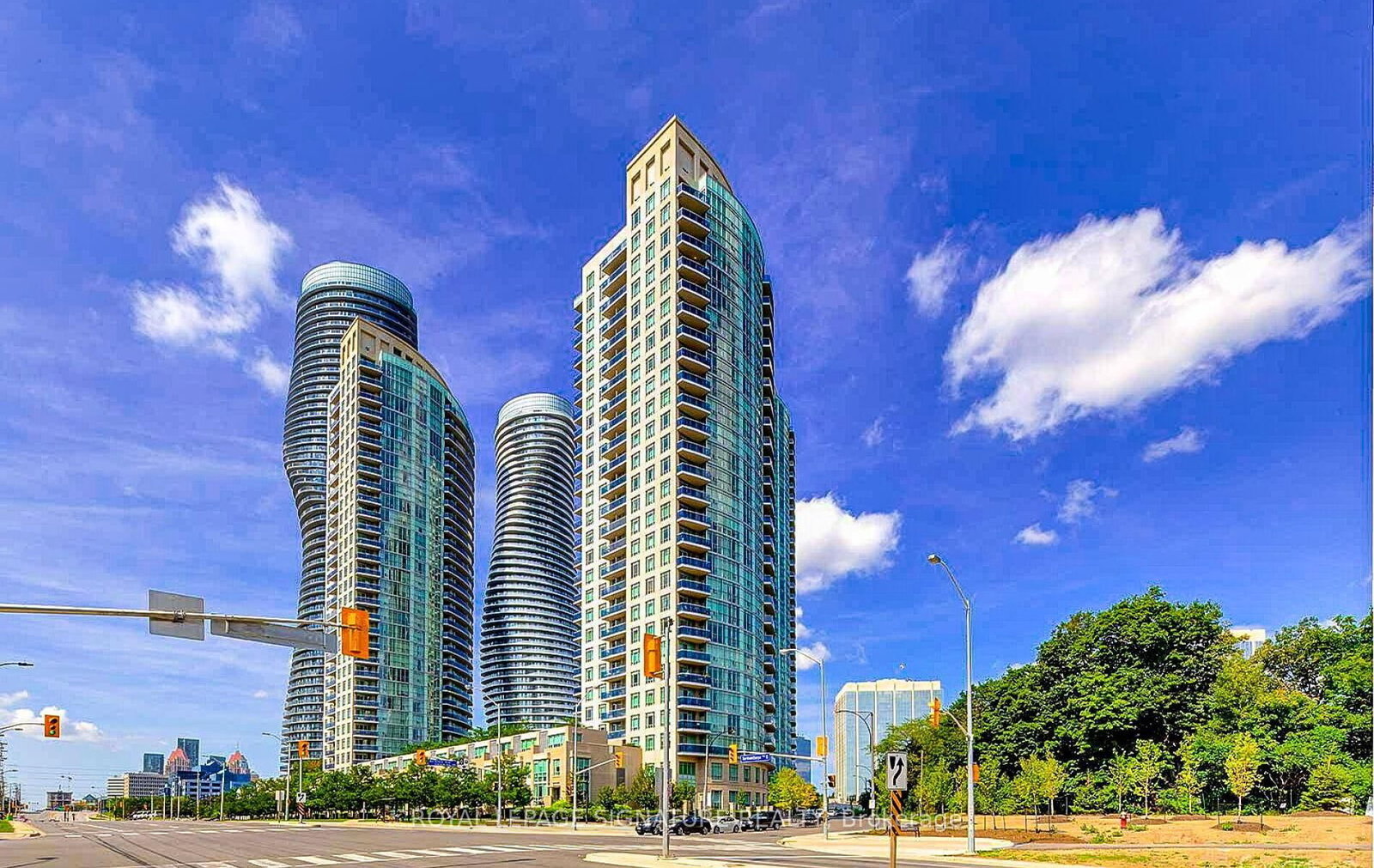 90 Absolute Avenue • #1301 • Mississauga, ON photo 2