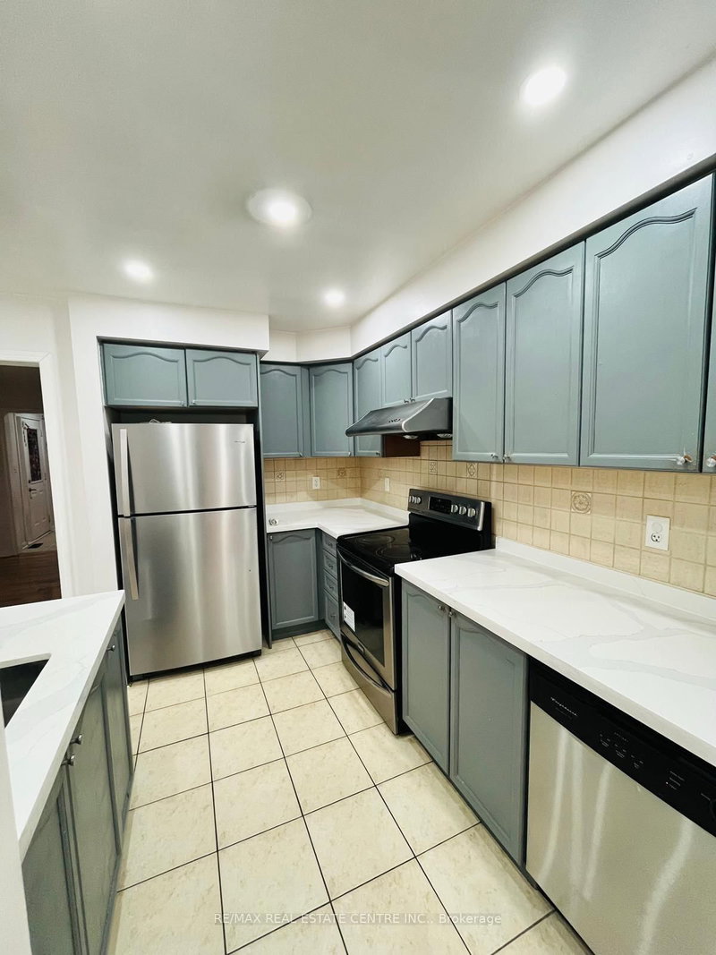home for lease on UPPER LEVEL-48 Herdwick Street