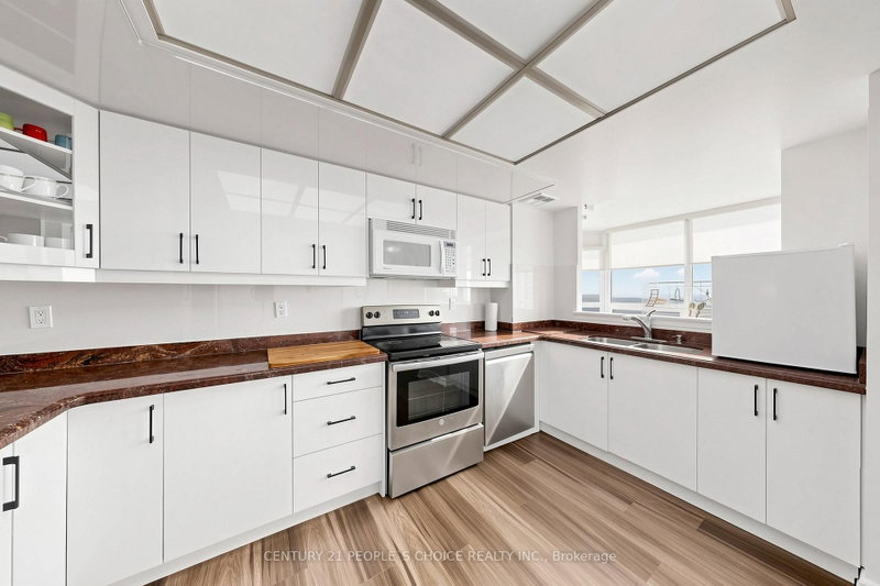 8 Lisa Brampton,ON L6T 4S6 — Photo 15