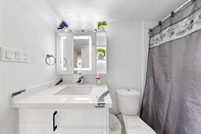 8 Lisa Brampton,ON L6T 4S6 — Photo 21