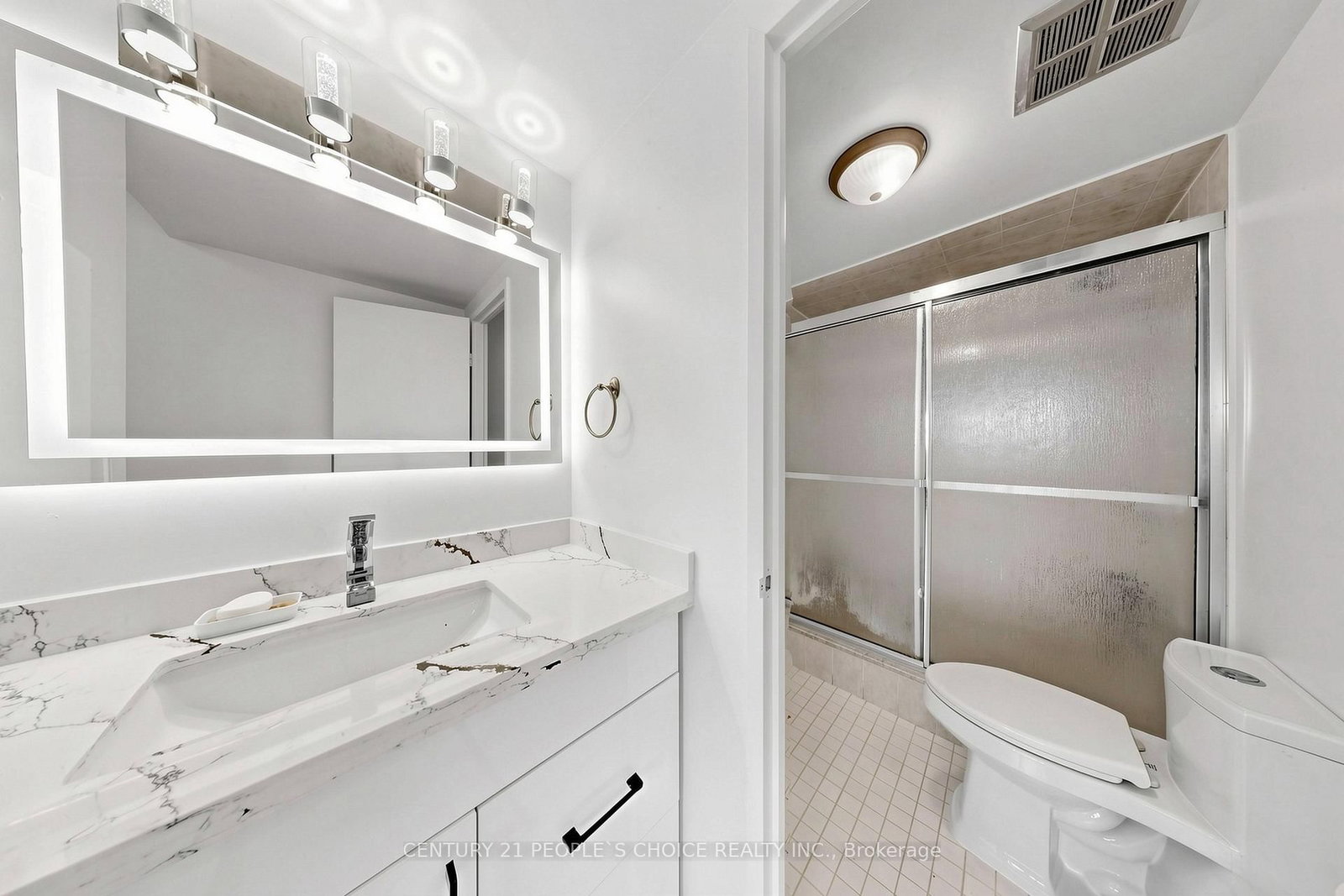 8 Lisa Brampton,ON L6T 4S6 — Photo 24