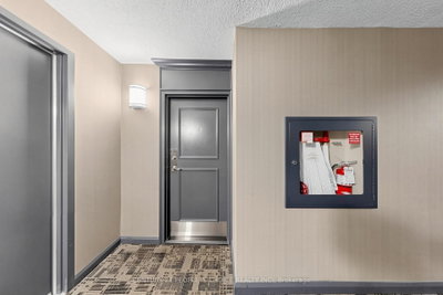 8 Lisa Brampton,ON L6T 4S6 — Photo 27