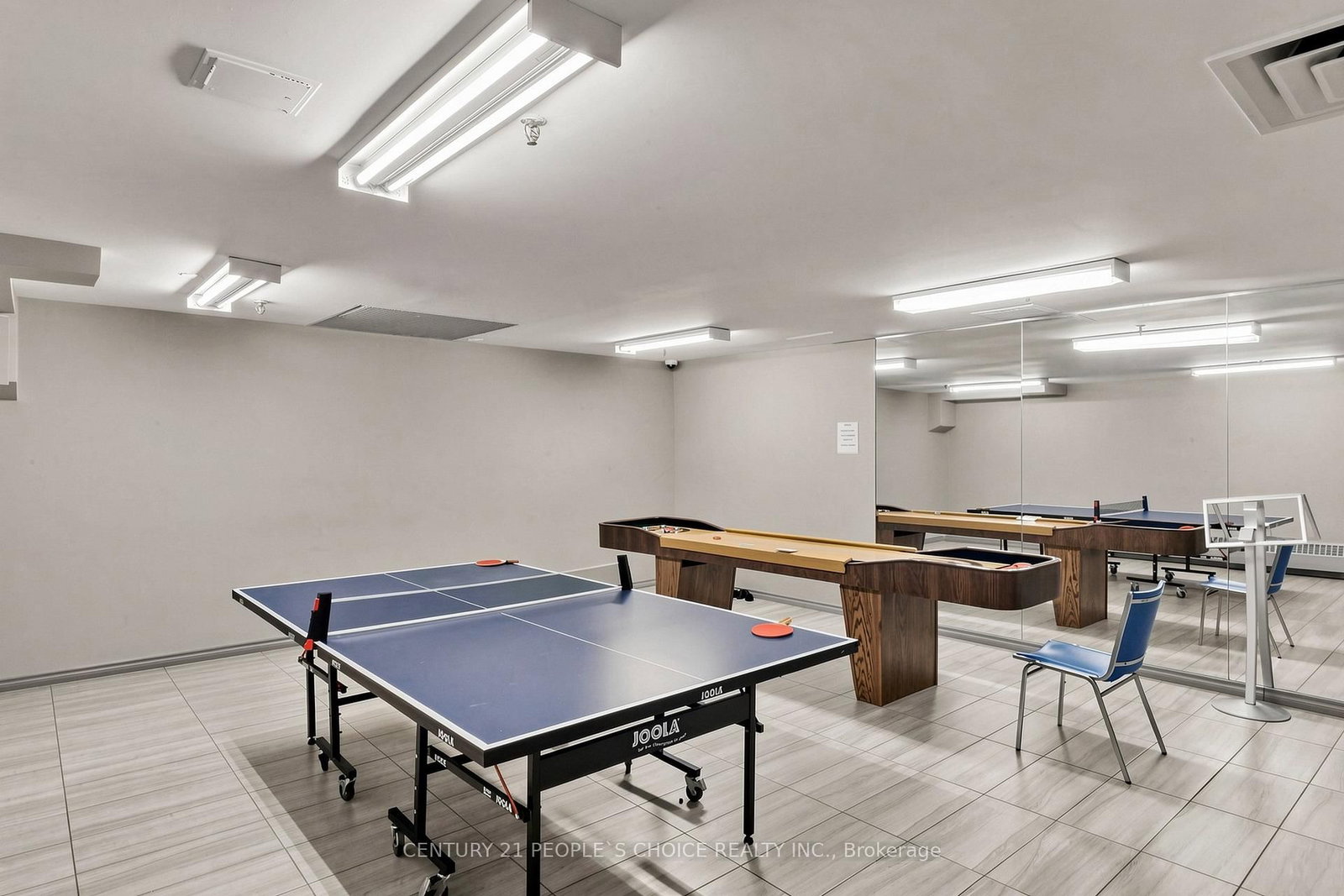 8 Lisa Brampton,ON L6T 4S6 — Photo 32