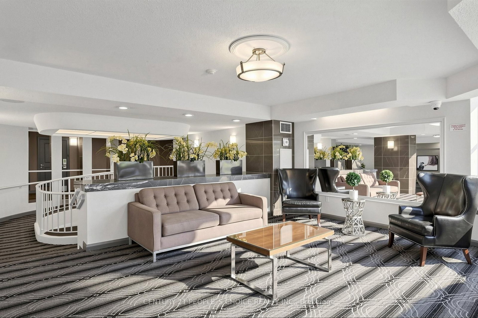 8 Lisa Brampton,ON L6T 4S6 — Photo 38