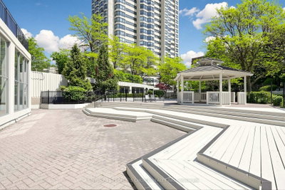 8 Lisa Brampton,ON L6T 4S6 — Photo 47