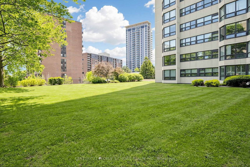 8 Lisa Brampton,ON L6T 4S6 — Photo 50