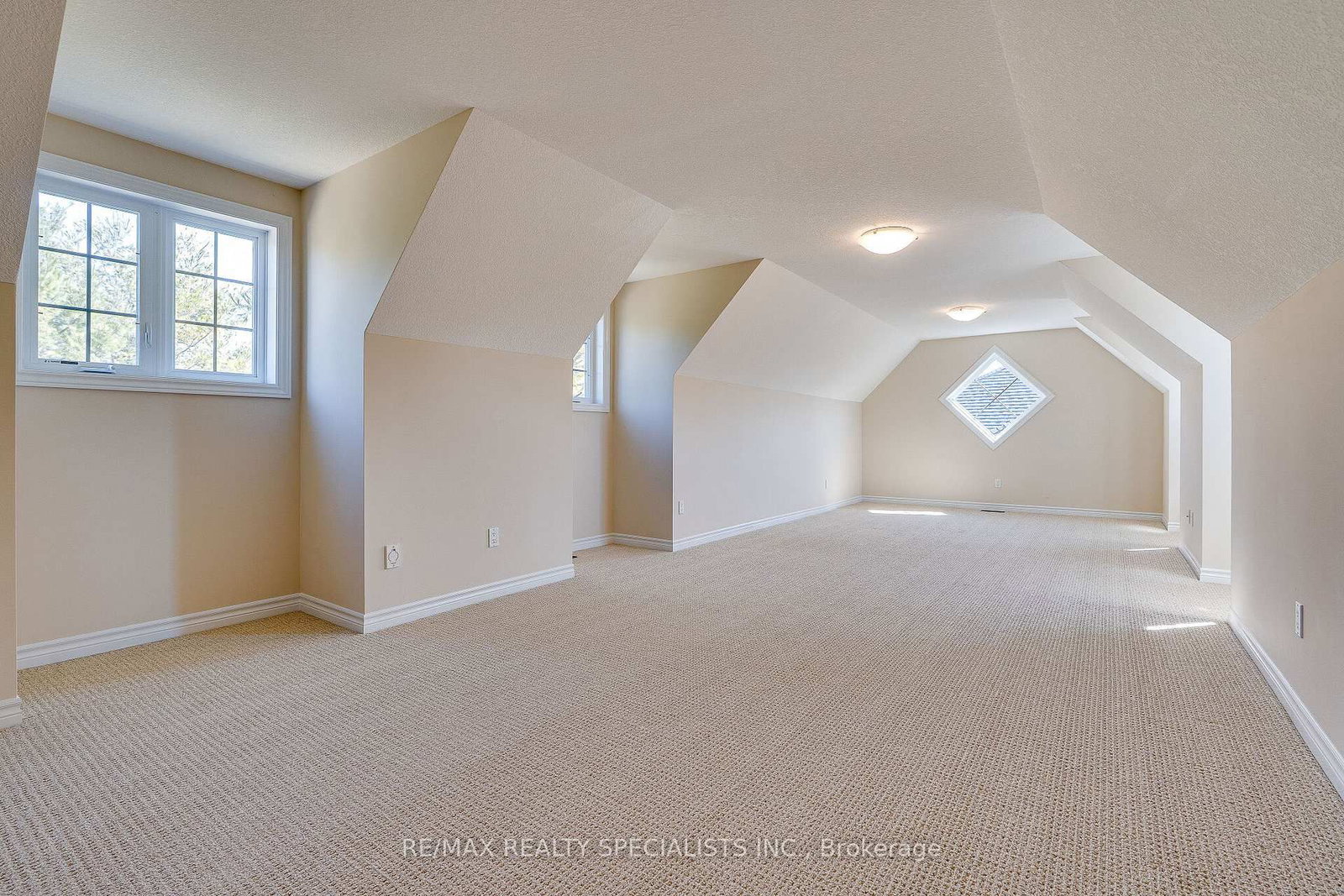 3 Reddington Drive • #2 • Caledon, ON photo 32