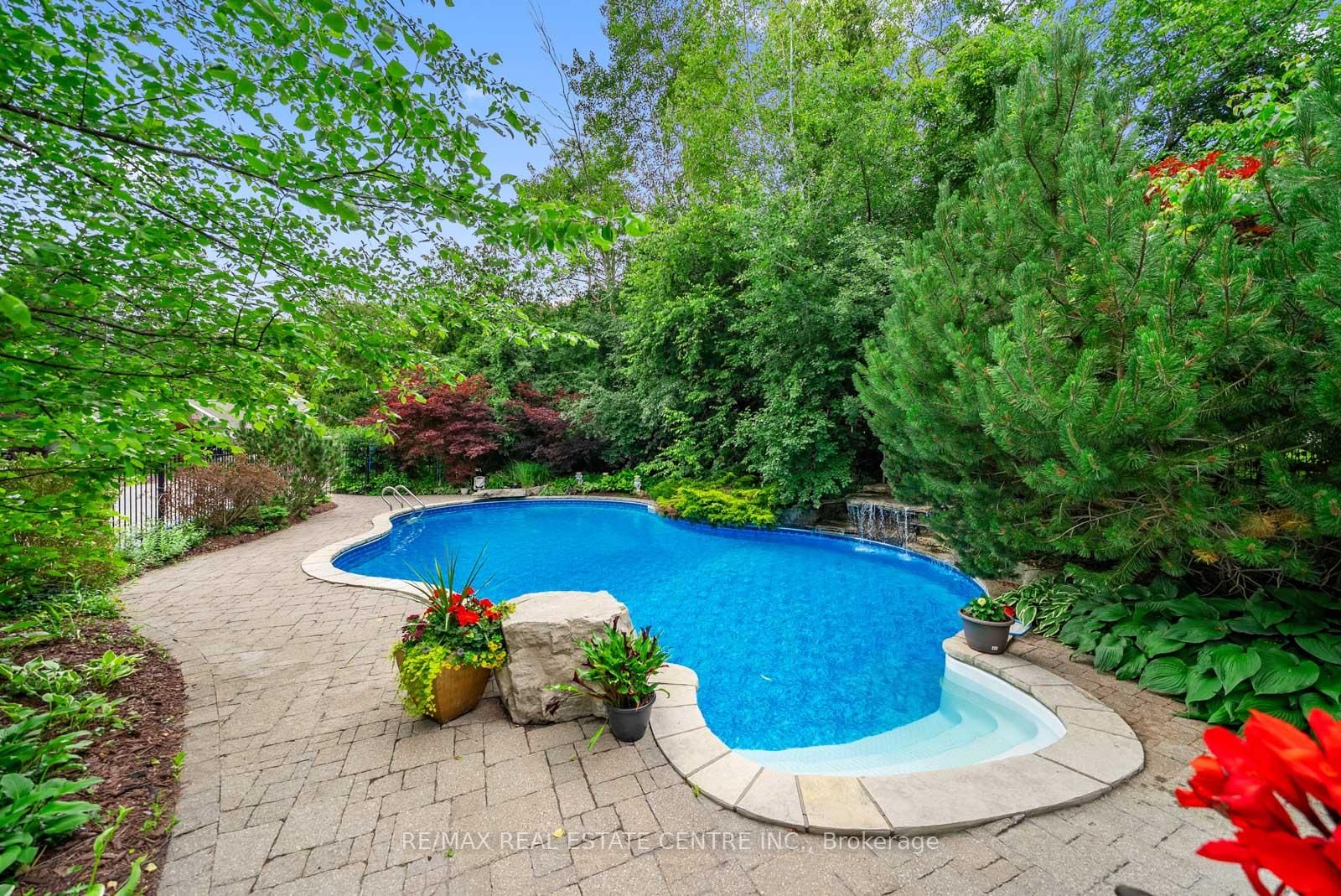 2 Cedar Drive • Caledon, ON photo 11