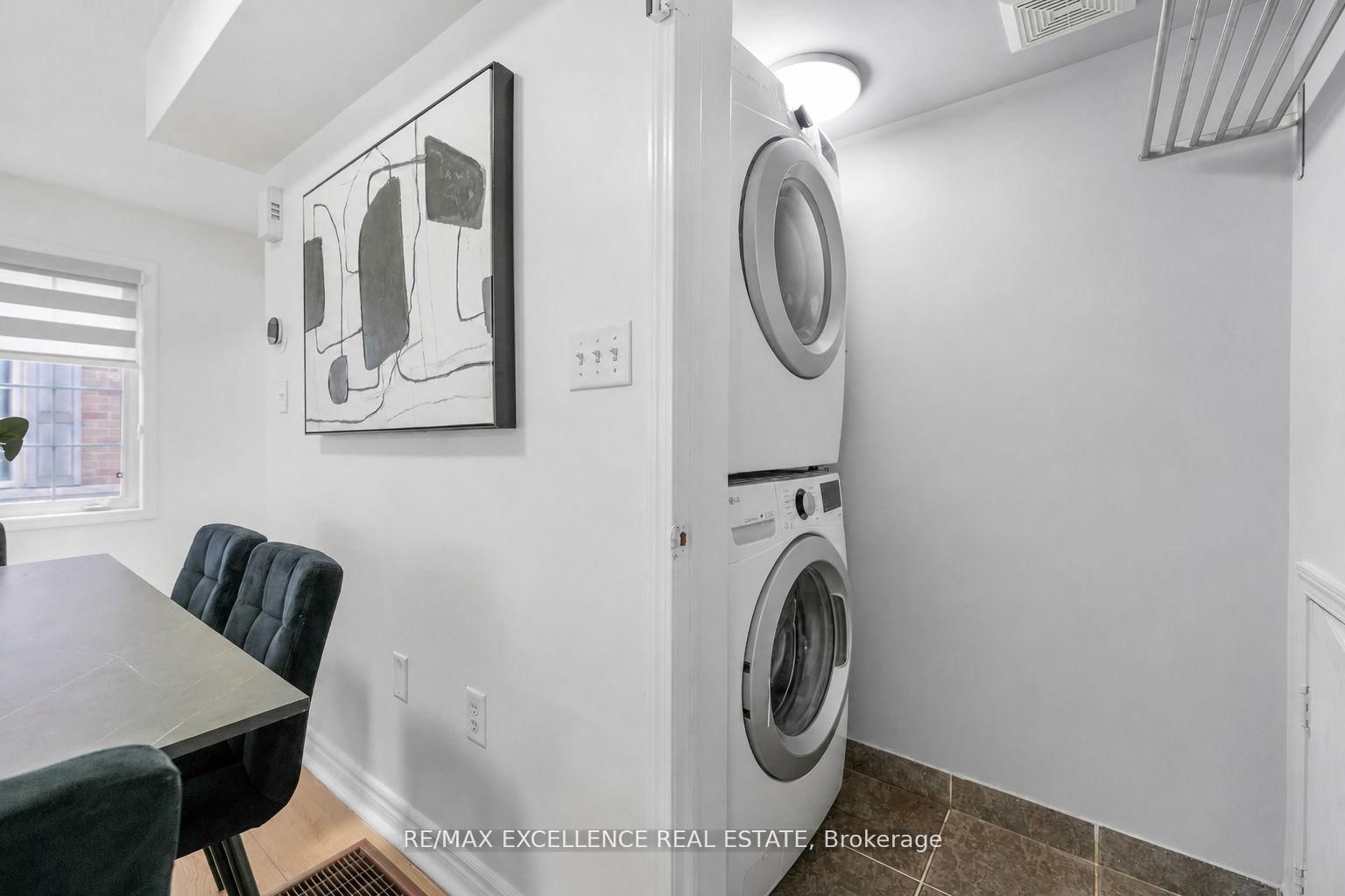 2614 Dashwood Drive • #10 • Oakville, ON photo 12