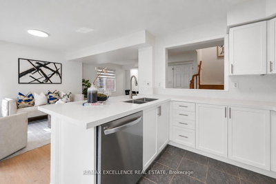 2614 Dashwood Drive • #10 • Oakville, ON photo 9