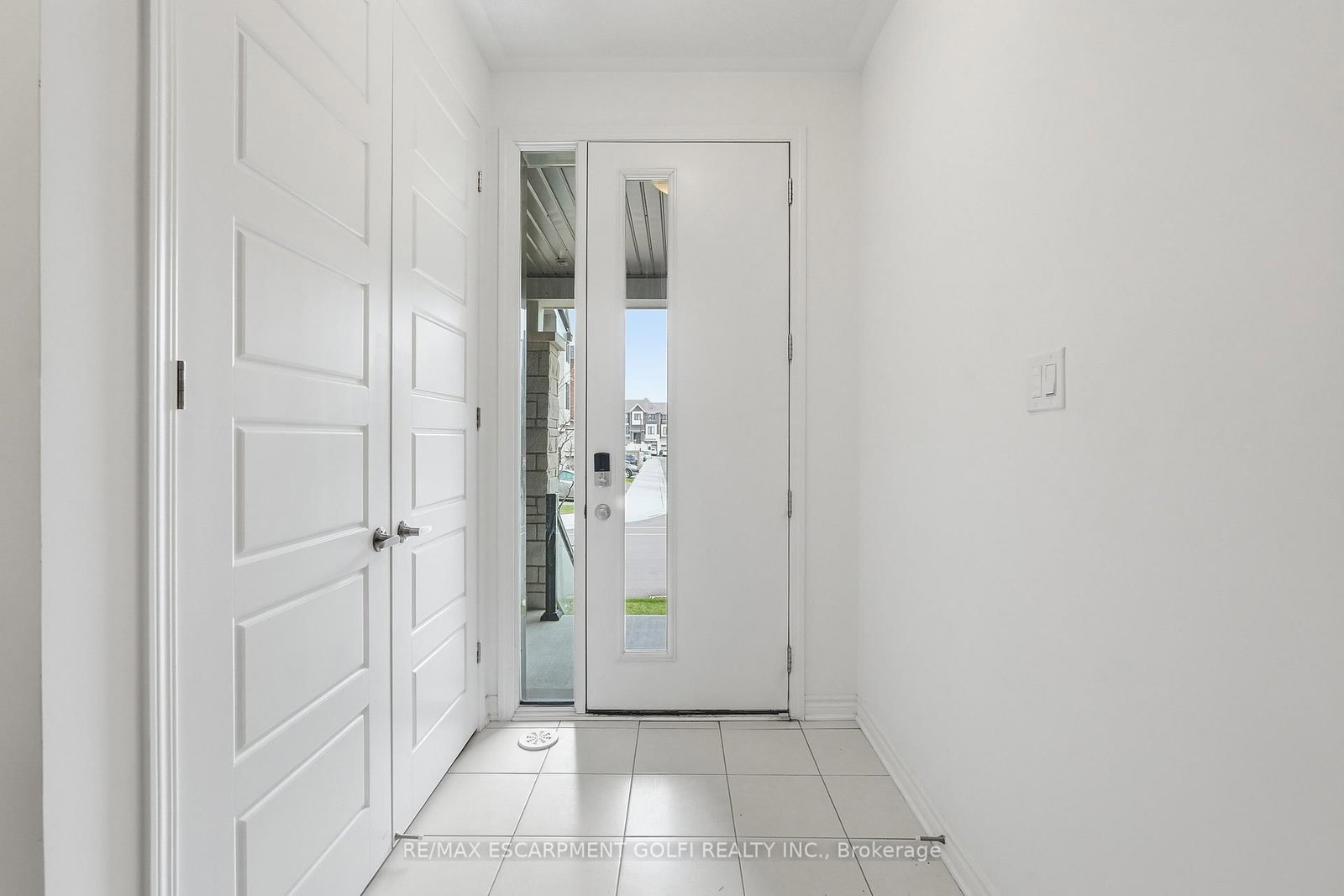 4045 Saida Street • Mississauga, ON photo 4