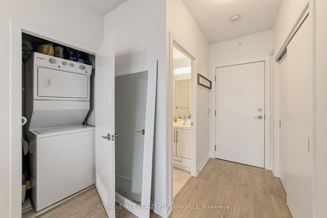 2207 - 2087 Fairview Street