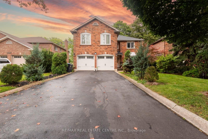 3683 East Park Crt, Mississauga, Ontario