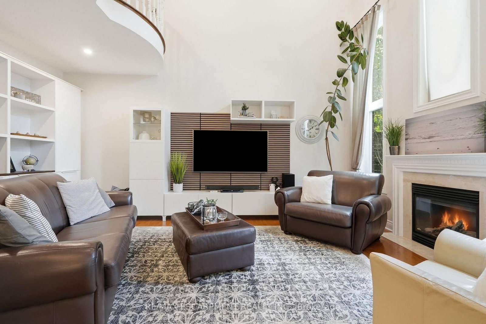 5347 Jameson Crescent • Burlington, ON photo 12