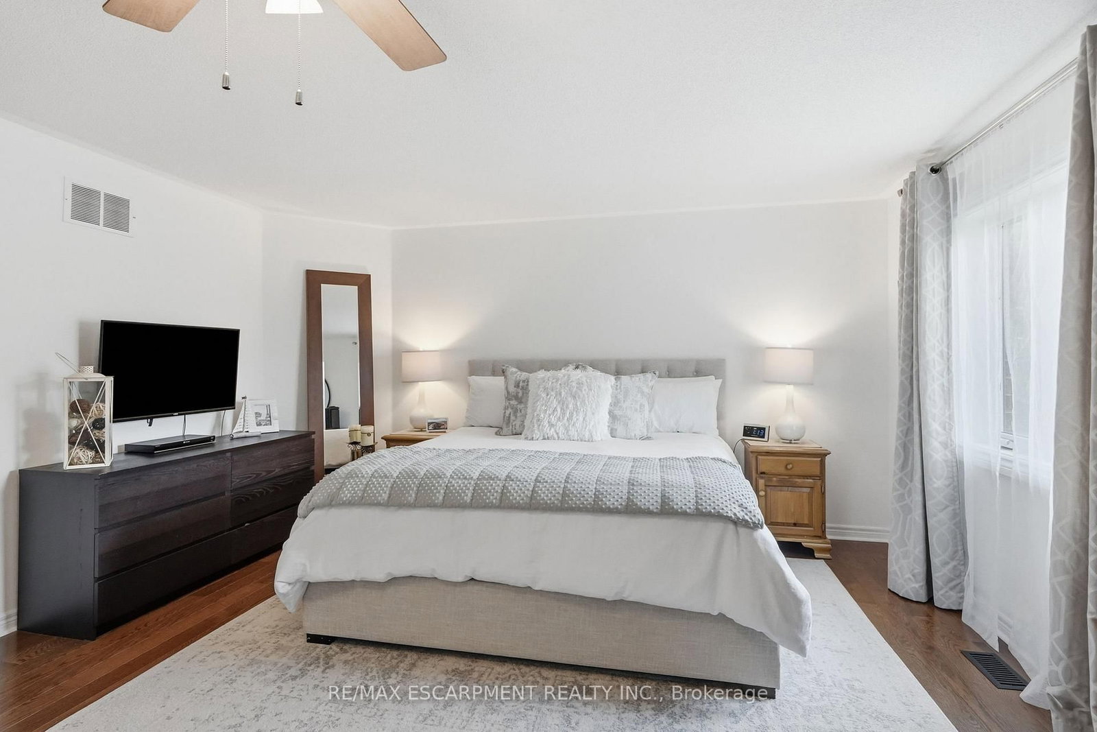 5347 Jameson Crescent • Burlington, ON photo 21