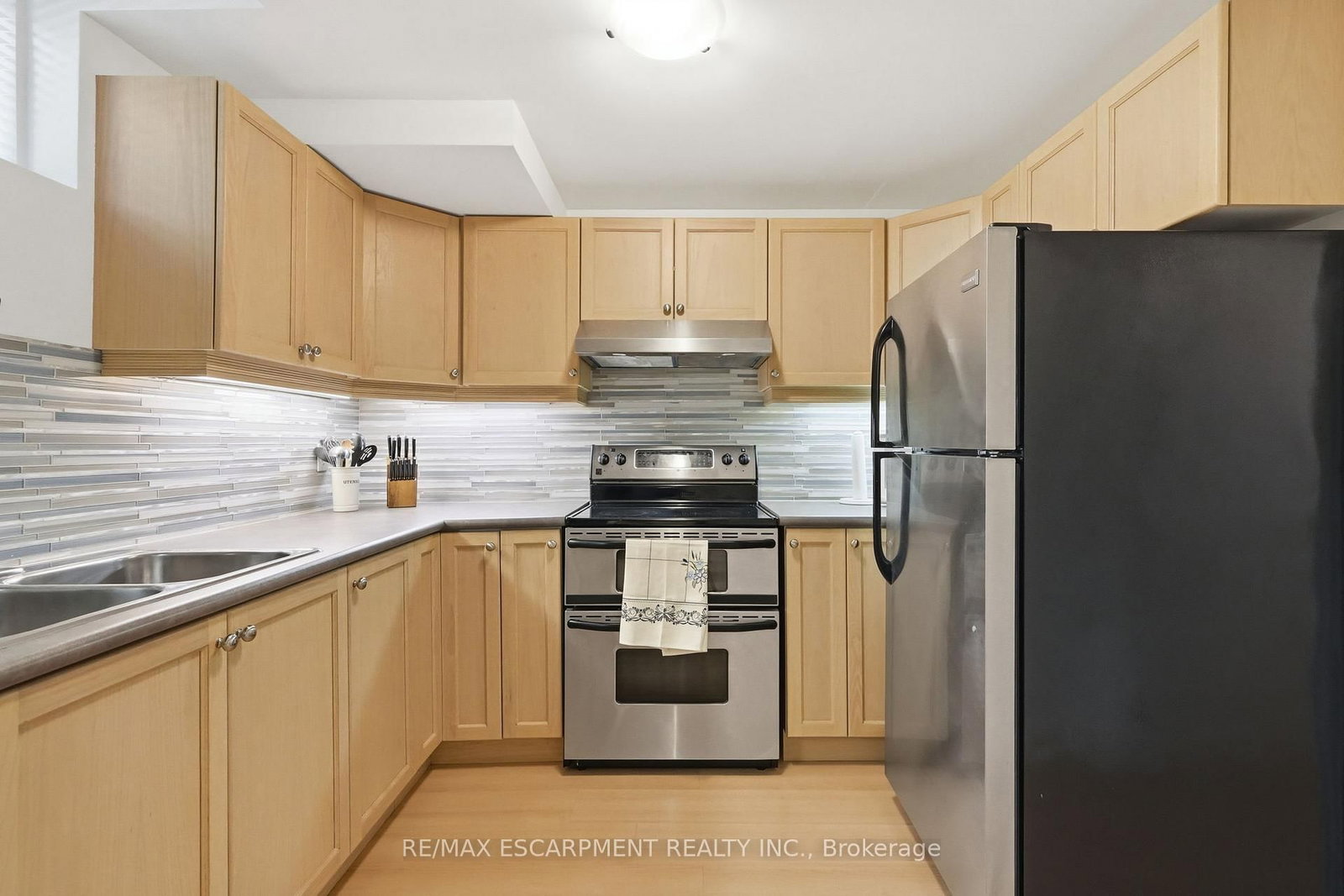 5347 Jameson Crescent • Burlington, ON photo 37