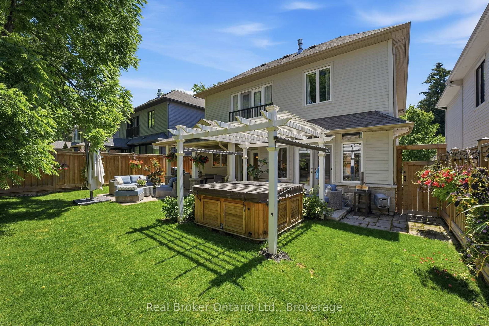 2541 Kate Common • Oakville, ON photo 48
